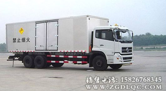 東風天龍1250A1型爆破器材運輸車 東風天龍1250A1型爆破器材運輸車
